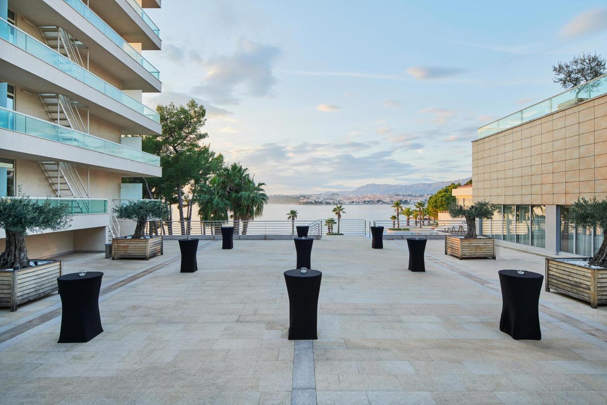 Le Meridien Lav Split Podstrana Luaran gambar