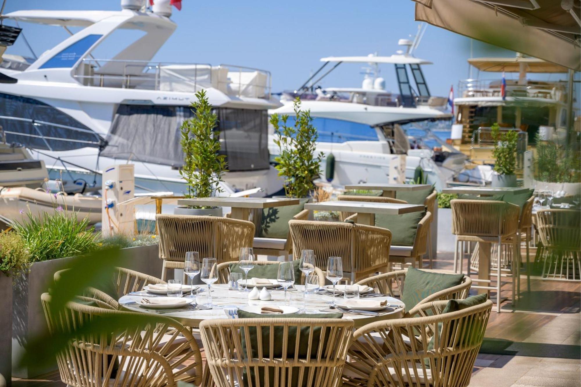 Le Meridien Lav Split Podstrana Luaran gambar